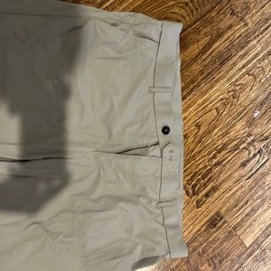 EUC Greyson Men’s 38 golf shorts